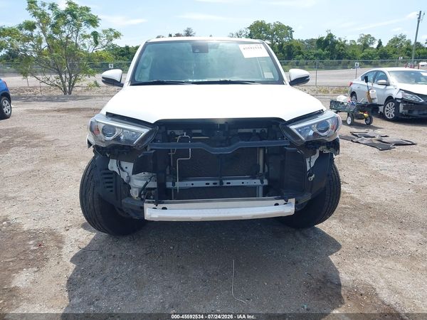 2023 TOYOTA 4RUNNER SR5 PREMIUM
