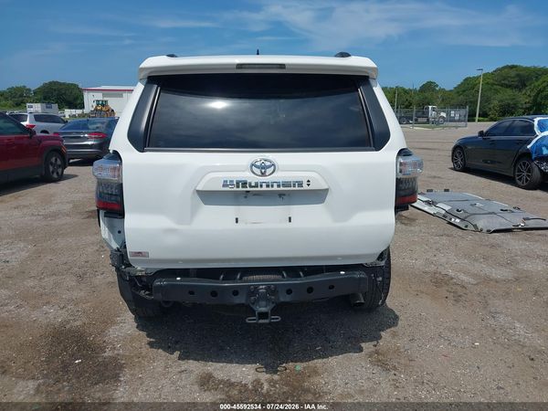 2023 TOYOTA 4RUNNER SR5 PREMIUM