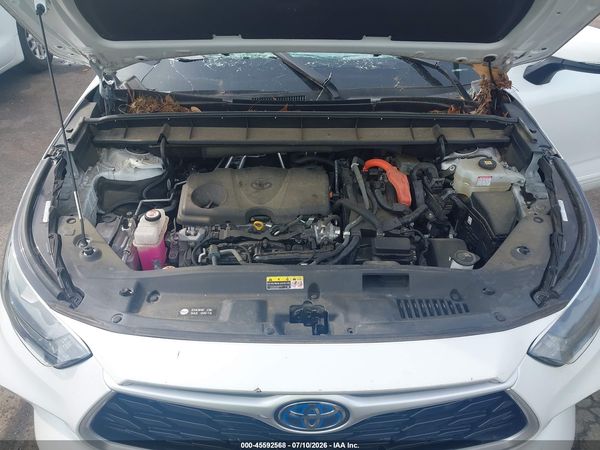 2022 TOYOTA HIGHLANDER HYBRID XLE