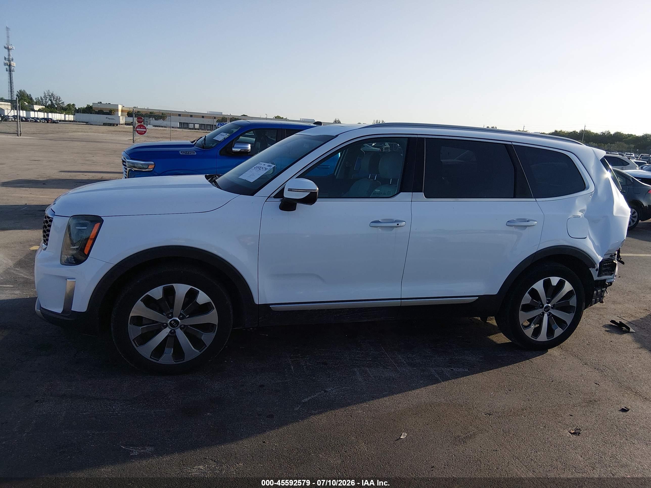 2021 KIA TELLURIDE S