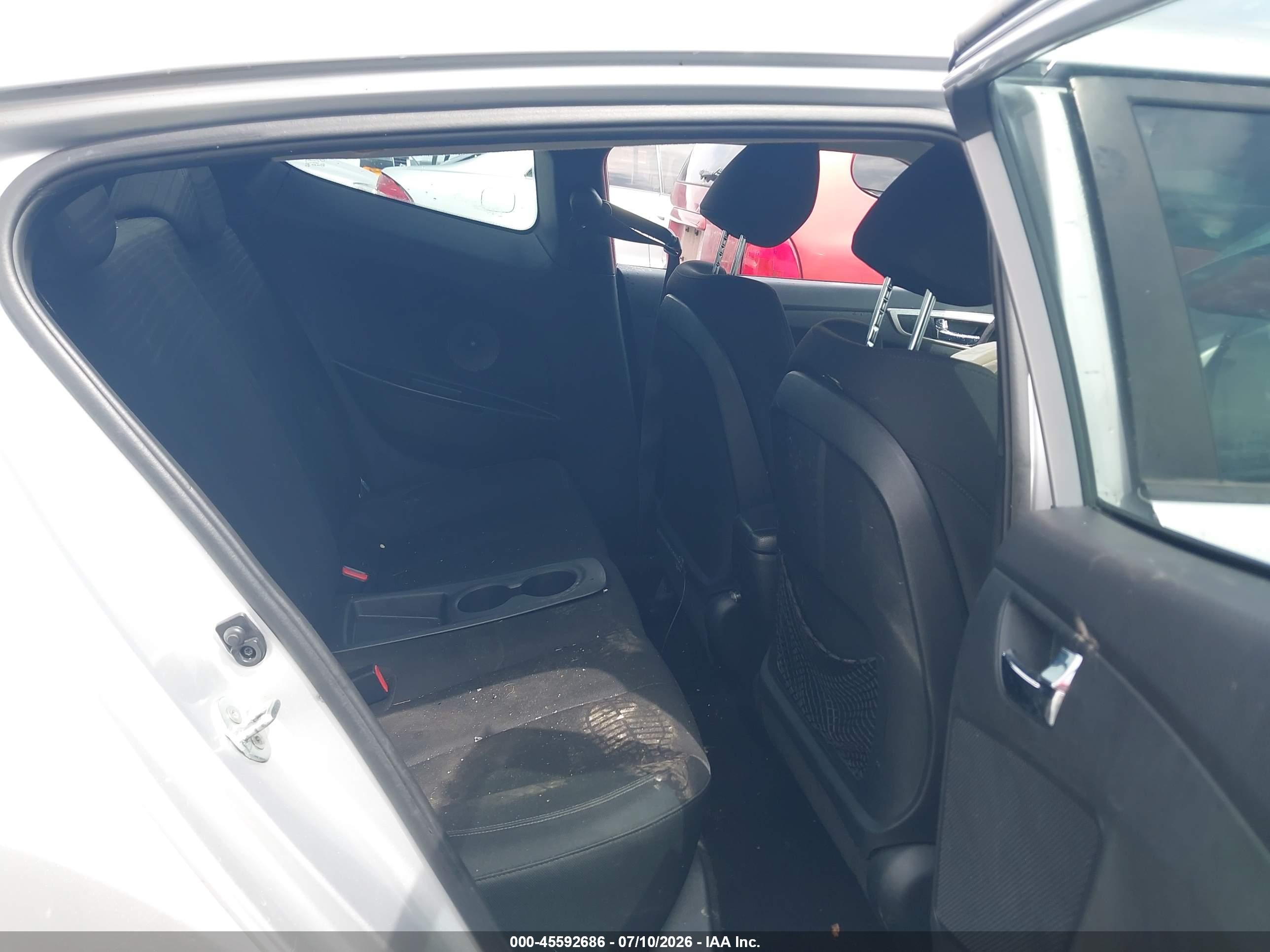 2016 HYUNDAI VELOSTER