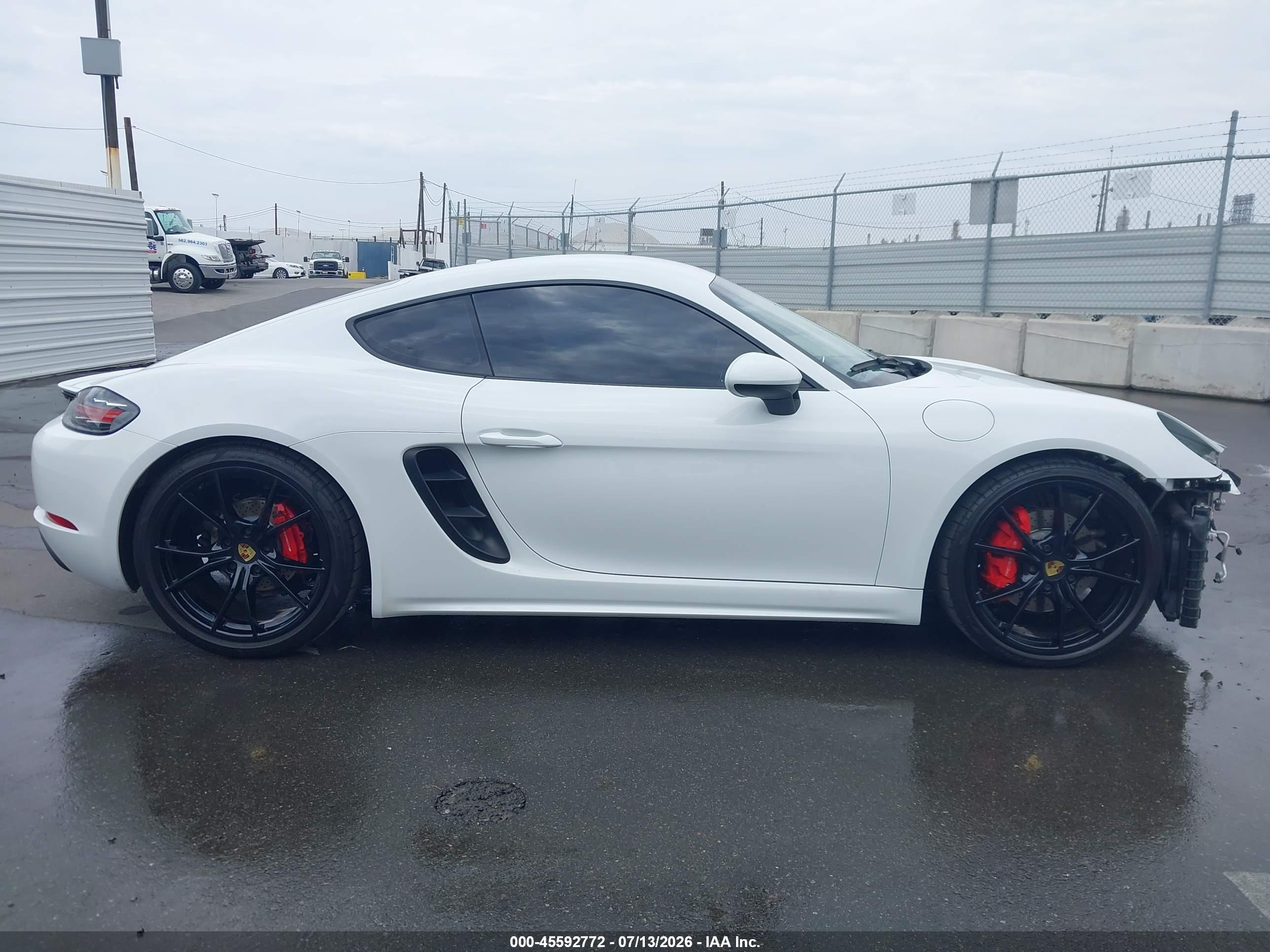 2018 PORSCHE 718 CAYMAN S