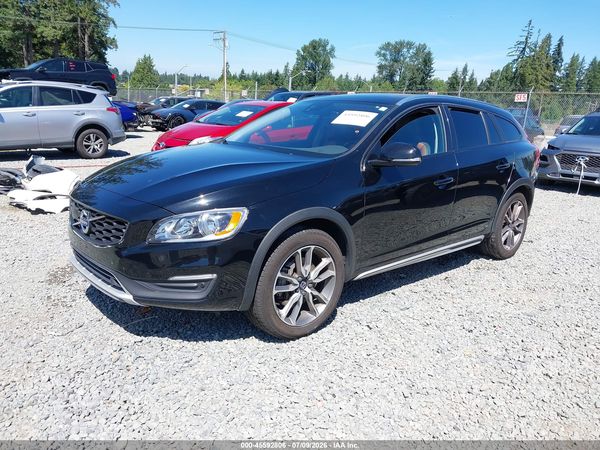 2018 VOLVO V60 CROSS COUNTRY T5