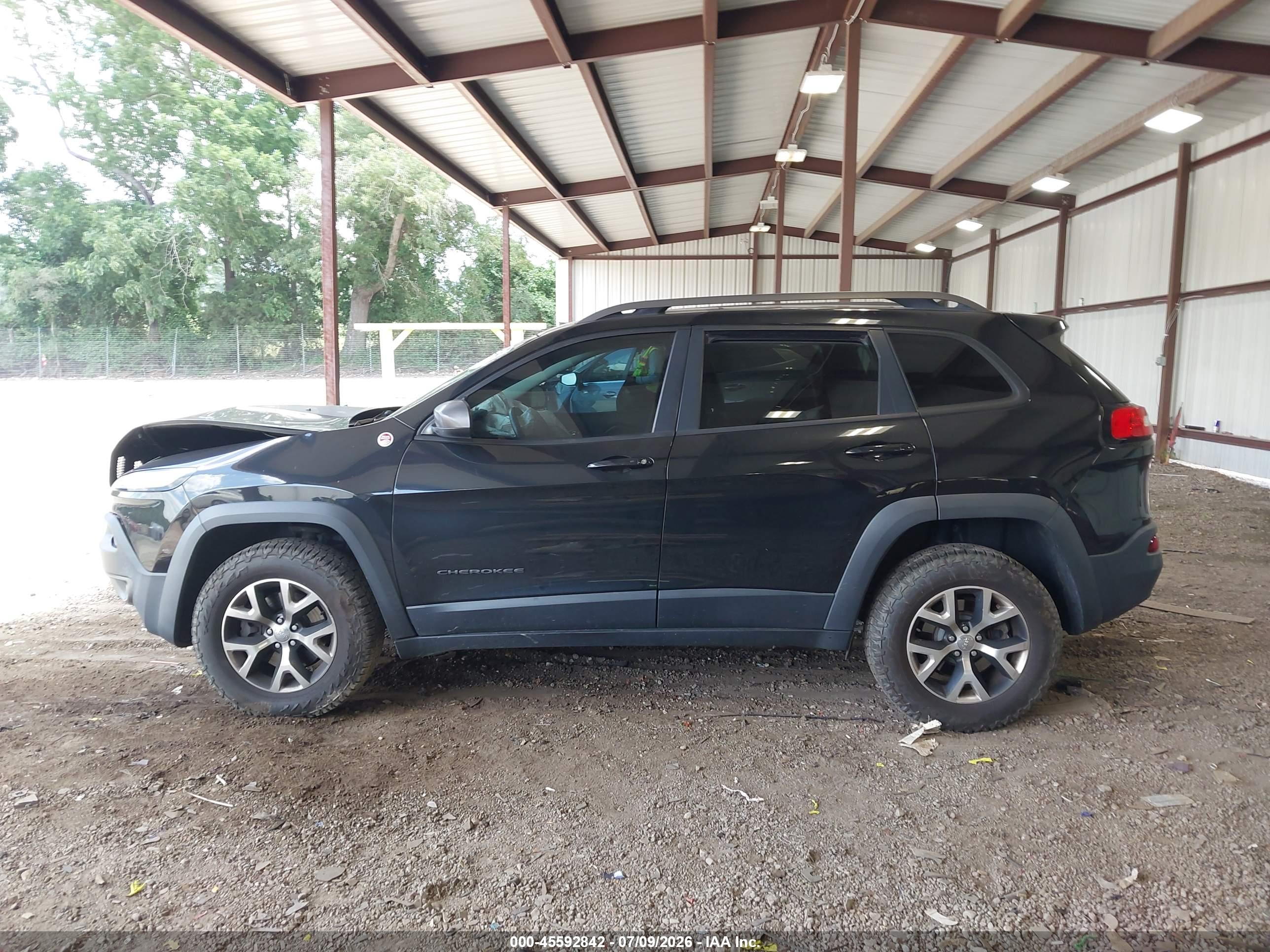 2016 JEEP CHEROKEE TRAILHAWK