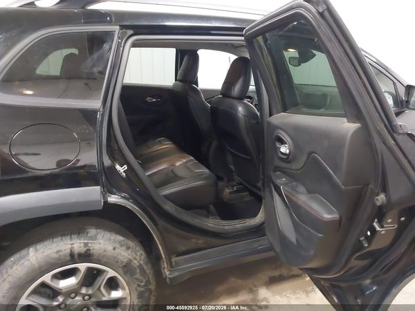 2020 JEEP CHEROKEE TRAILHAWK 4X4