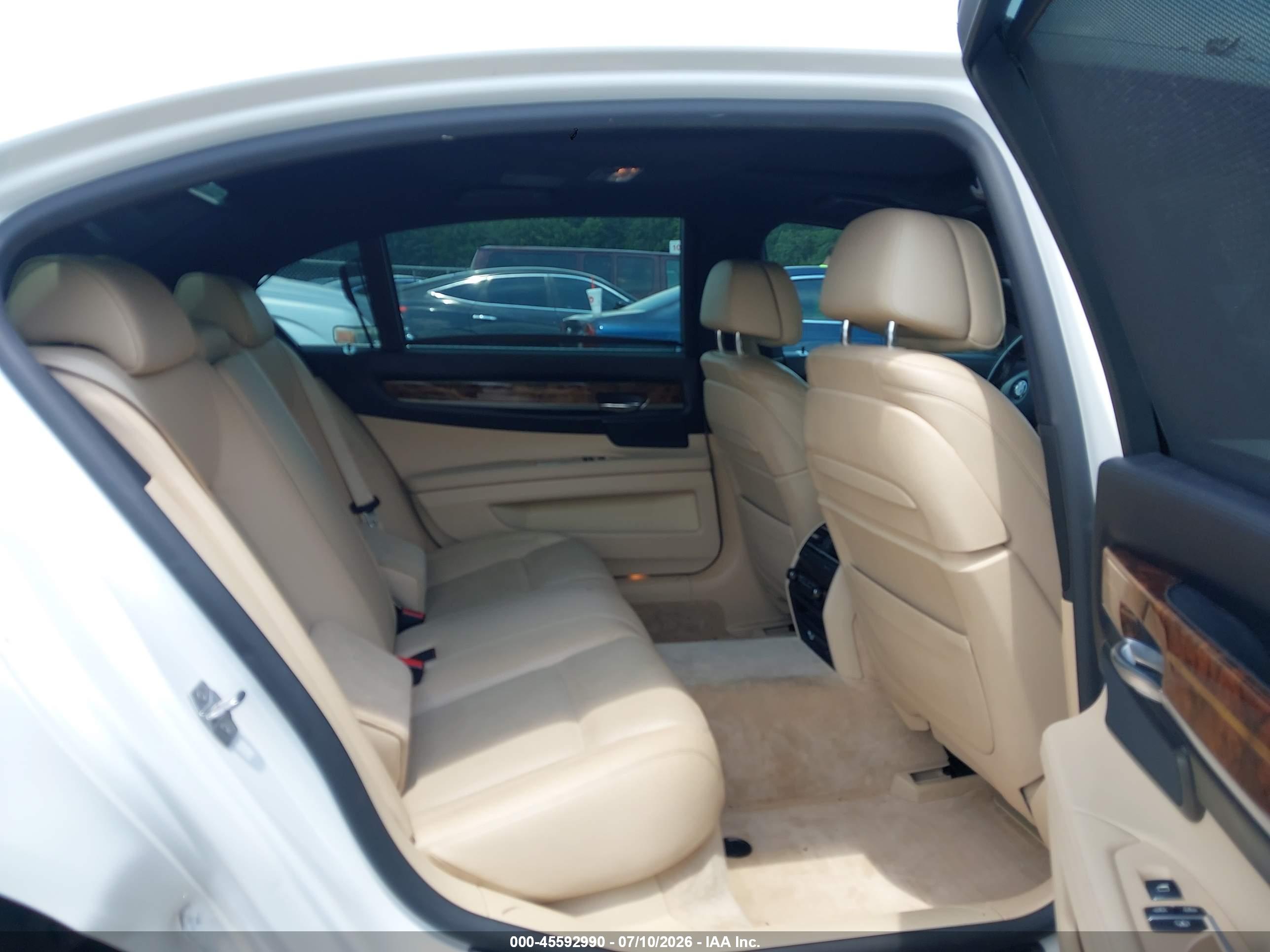 2014 BMW ALPINA B7 750Li/Alpina B7