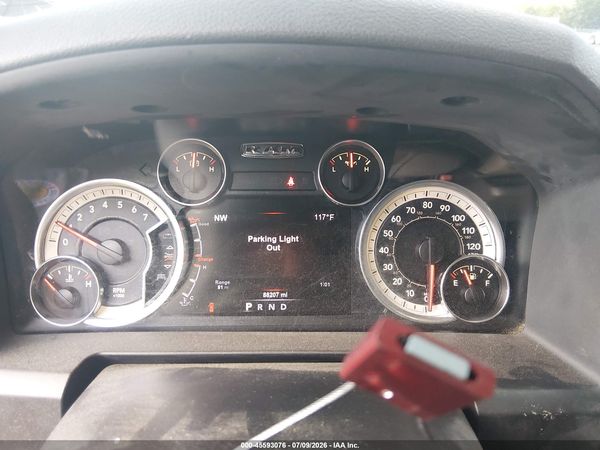 2017 RAM 1500 BIG HORN  4X4 5'7 BOX