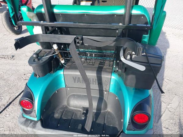 2015 YAMAHA GOLF CART — I8
