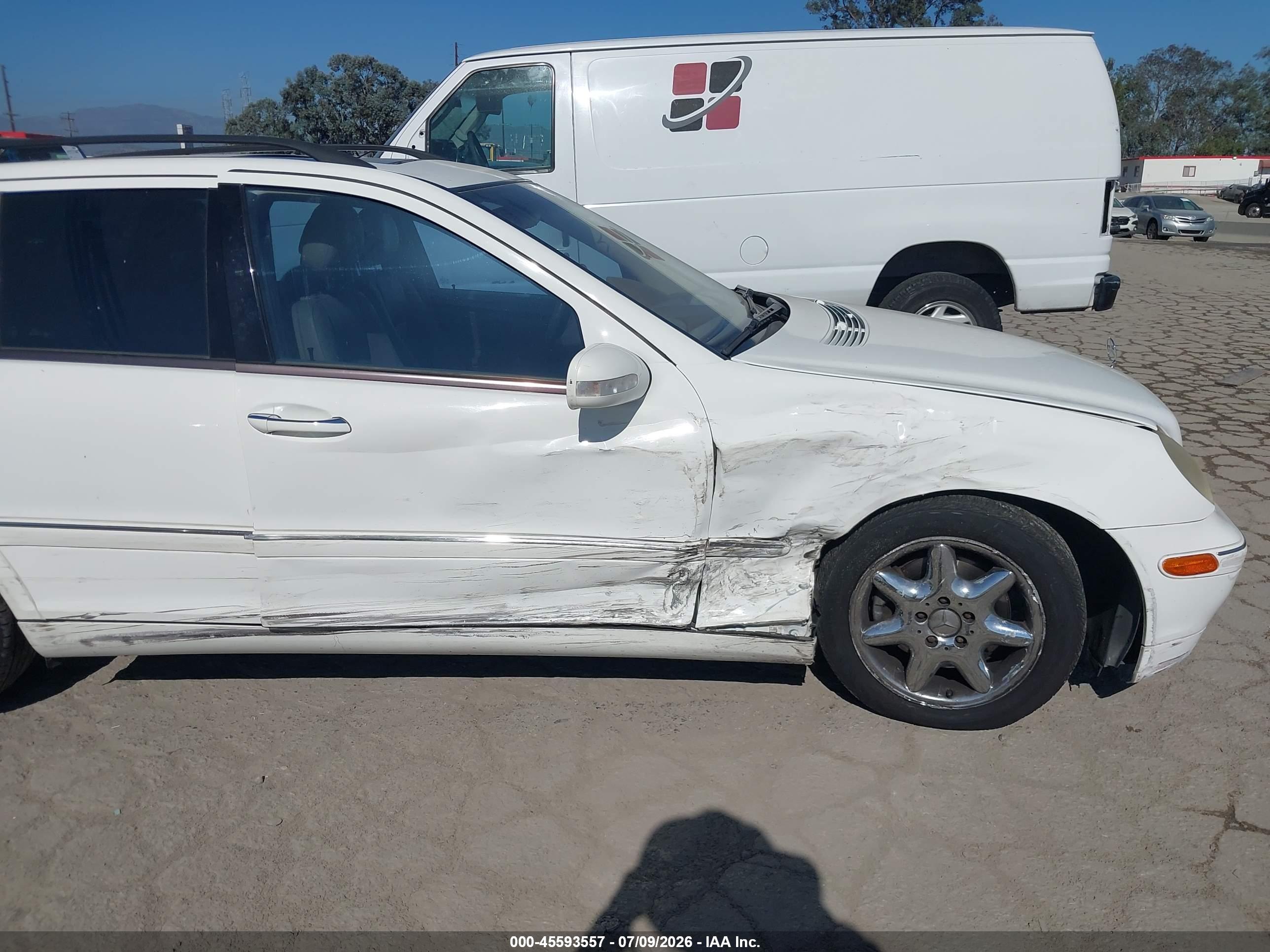 2004 MERCEDES-BENZ C 320 C320