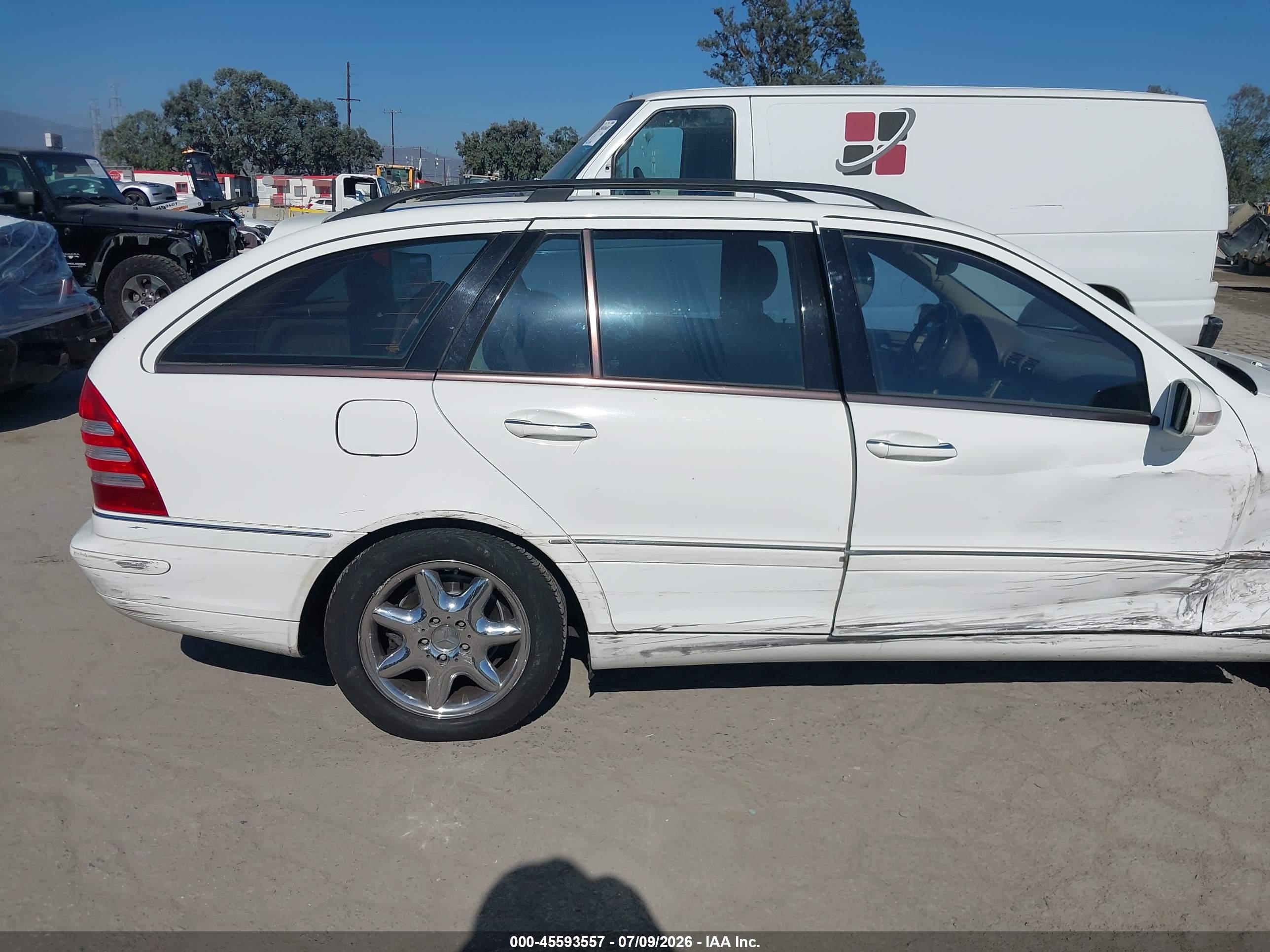 2004 MERCEDES-BENZ C 320 C320