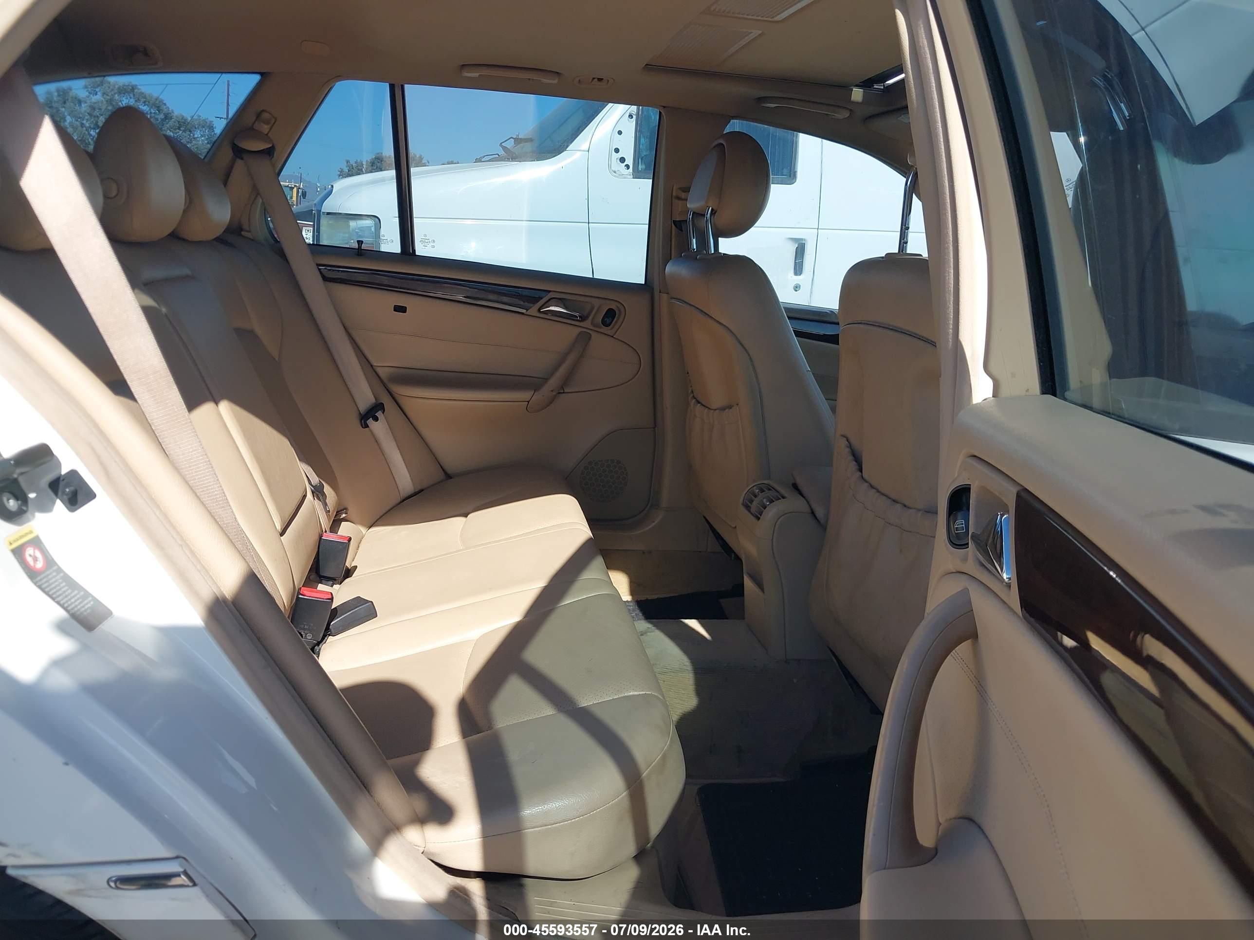 2004 MERCEDES-BENZ C 320 C320