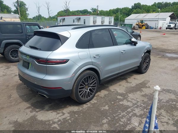 2020 PORSCHE CAYENNE