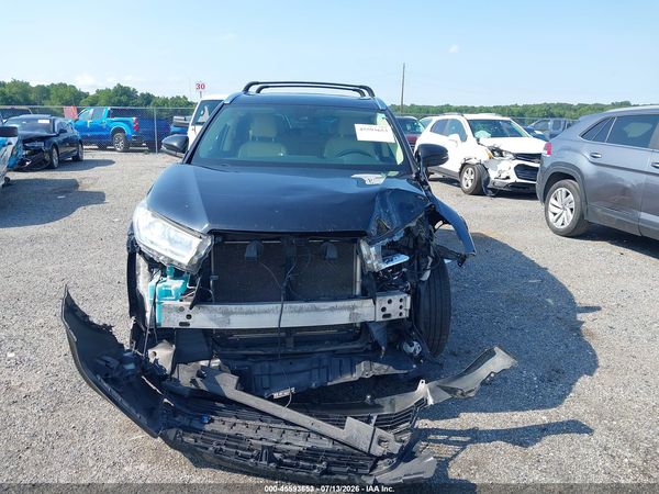 2019 TOYOTA HIGHLANDER XLE
