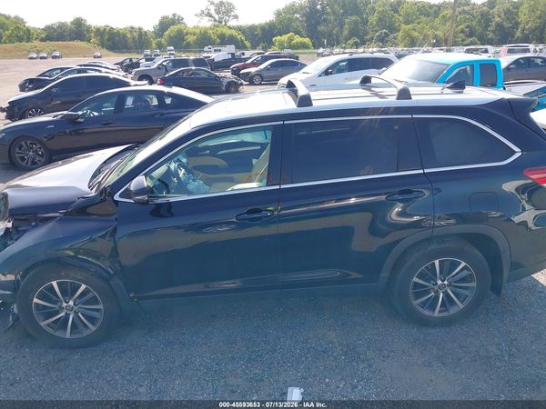2019 TOYOTA HIGHLANDER XLE