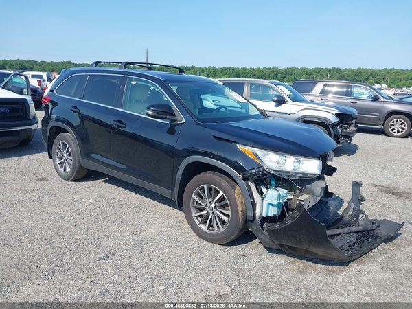 2019 TOYOTA HIGHLANDER XLE