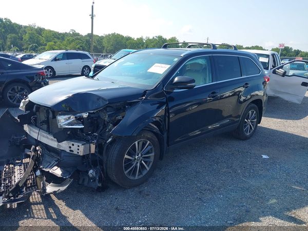 2019 TOYOTA HIGHLANDER XLE
