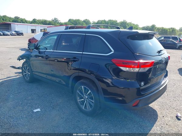 2019 TOYOTA HIGHLANDER XLE