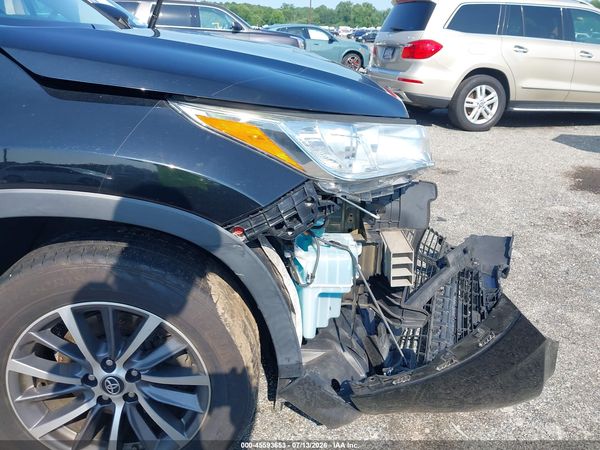 2019 TOYOTA HIGHLANDER XLE