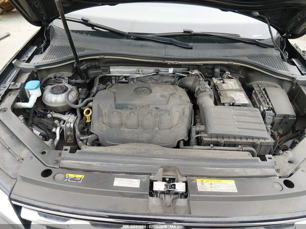 2021 VOLKSWAGEN TIGUAN — I10