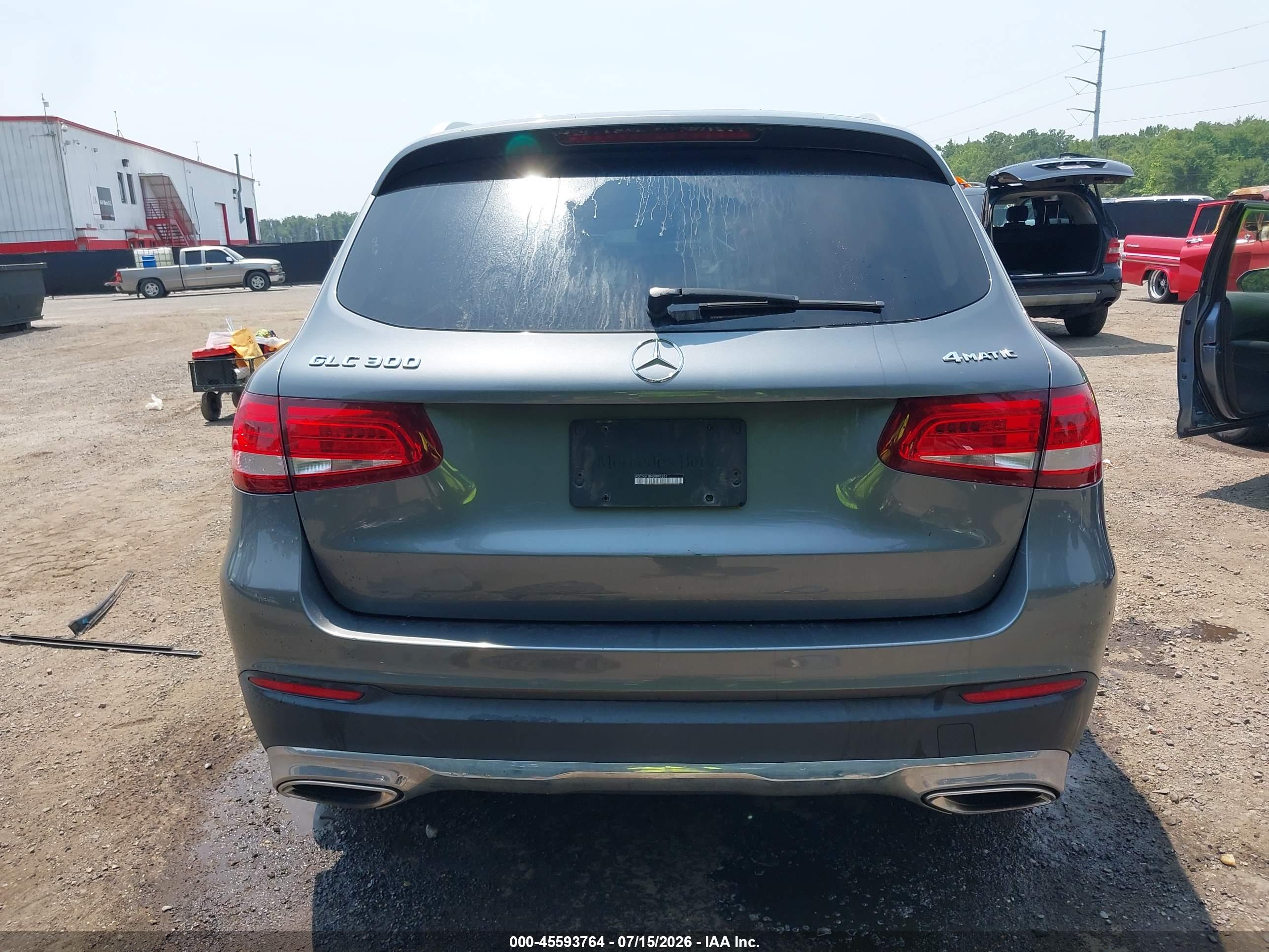 2018 MERCEDES-BENZ GLC 300 4MATIC