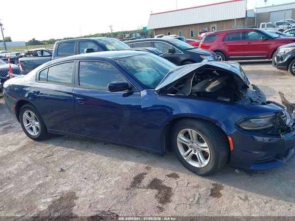 2017 DODGE CHARGER SE RWD