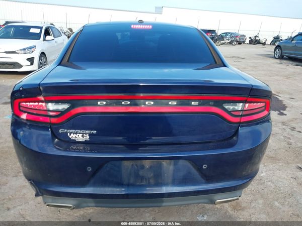 2017 DODGE CHARGER SE RWD