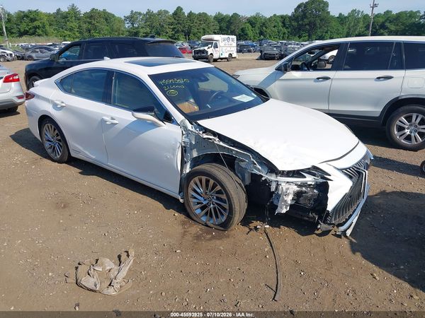 2021 LEXUS ES 300H LUXURY