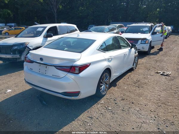 2021 LEXUS ES 300H LUXURY