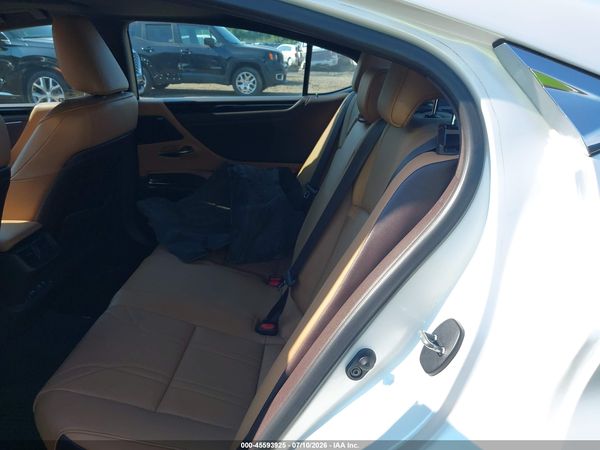 2021 LEXUS ES 300H LUXURY