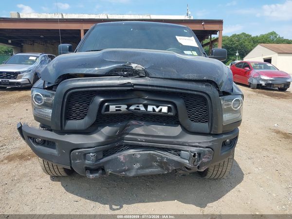 2022 RAM 1500 CLASSIC WARLOCK  4X4 6'4 BOX