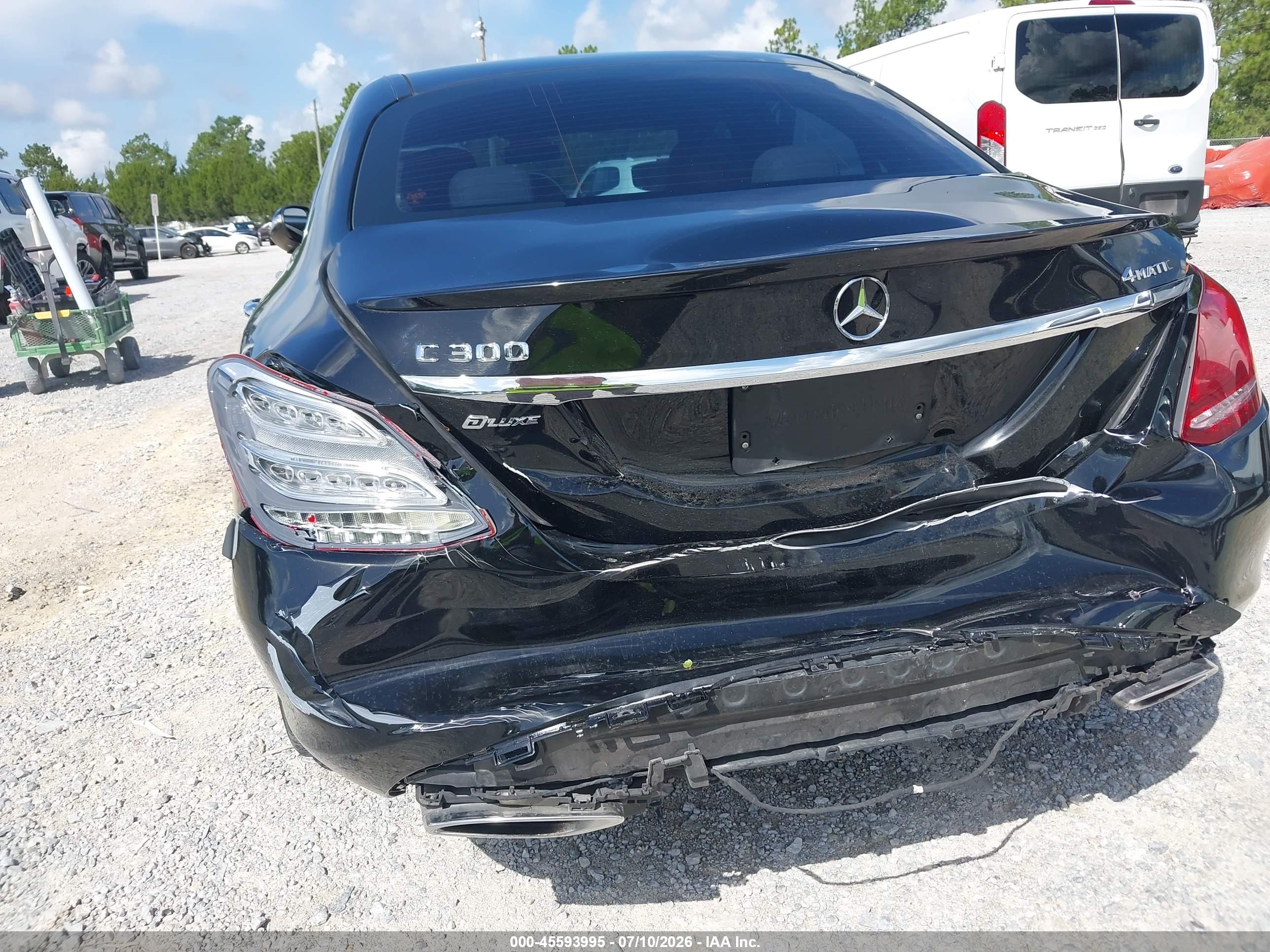 2015 MERCEDES-BENZ C 300 4MATIC