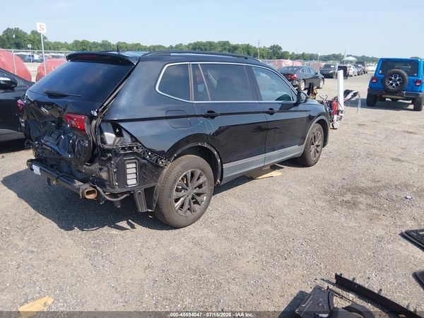 2018 VOLKSWAGEN TIGUAN 2.0T SE/2.0T SEL — I4