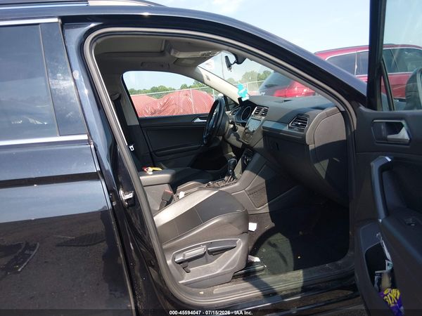 2018 VOLKSWAGEN TIGUAN 2.0T SE/2.0T SEL — I5
