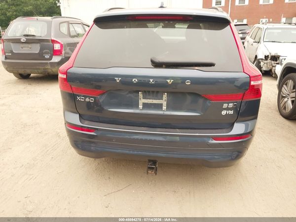 2023 VOLVO XC60 B5 CORE