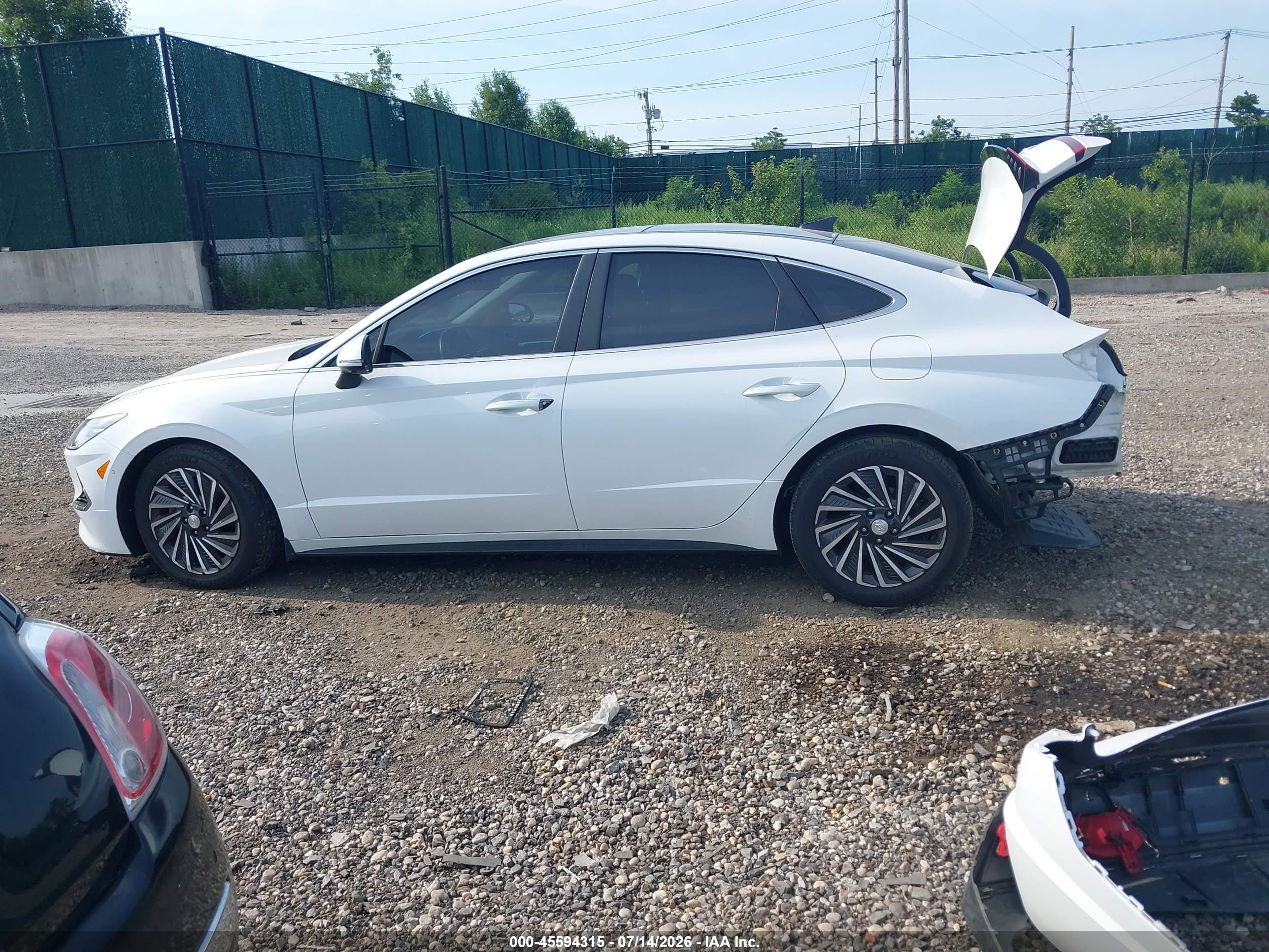 2023 HYUNDAI SONATA HYBRID LIMITED