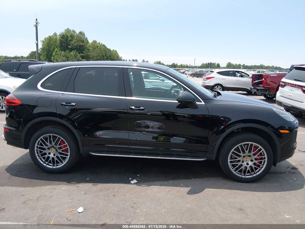 2016 PORSCHE CAYENNE TURBO/TURBO S