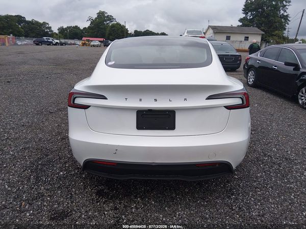 2026 TESLA MODEL 3