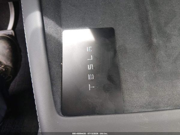 2026 TESLA MODEL 3