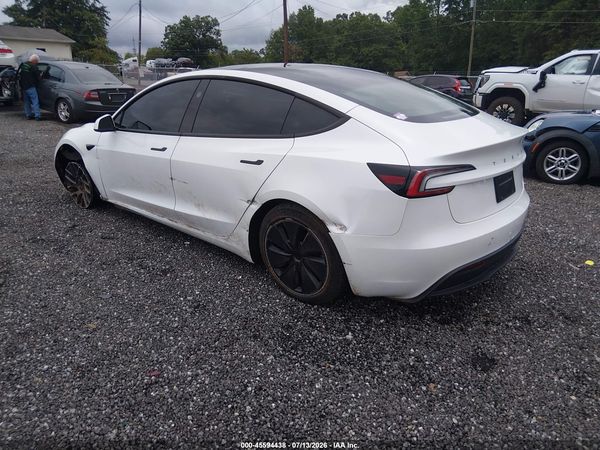 2026 TESLA MODEL 3