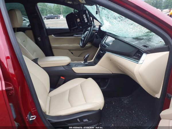2018 CADILLAC XT5 STANDARD