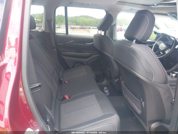 2023 JEEP GRAND CHEROKEE LAREDO 4X4