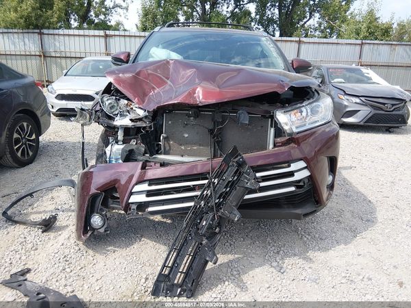 2019 TOYOTA HIGHLANDER XLE