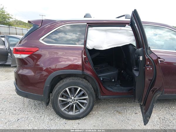 2019 TOYOTA HIGHLANDER XLE