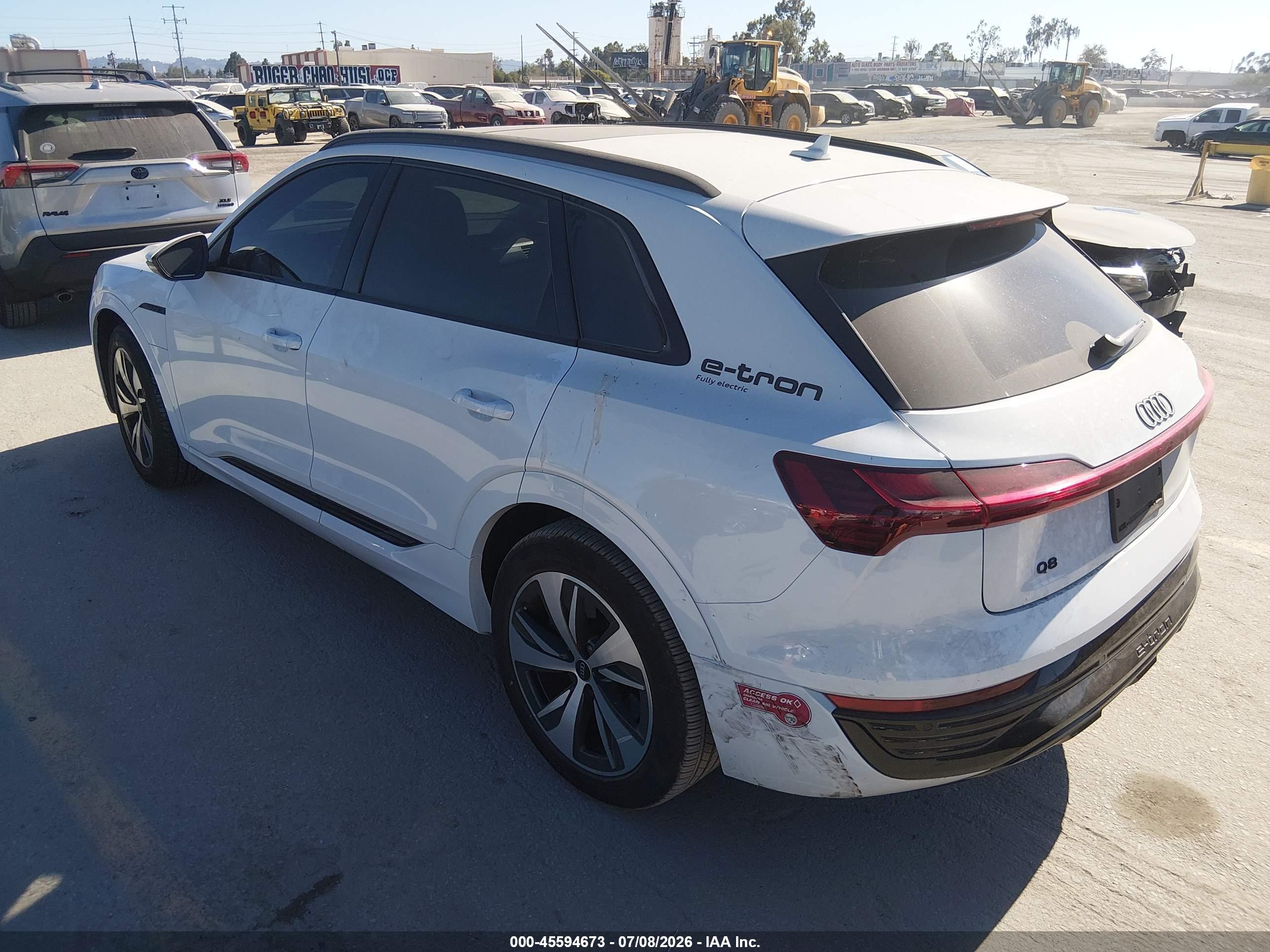 2024 AUDI Q8 E-TRON PREMIUM QUATTRO