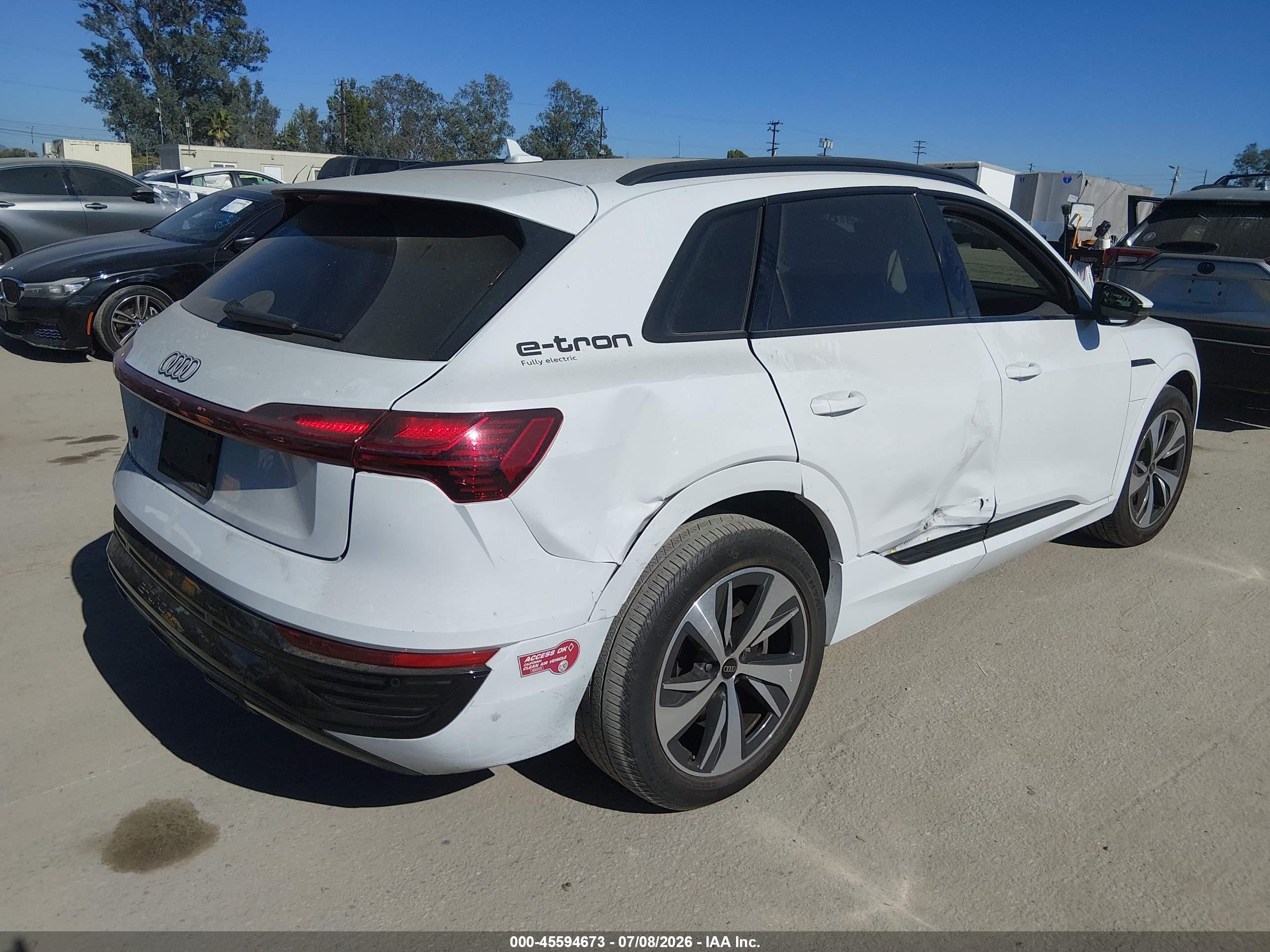 2024 AUDI Q8 E-TRON PREMIUM QUATTRO