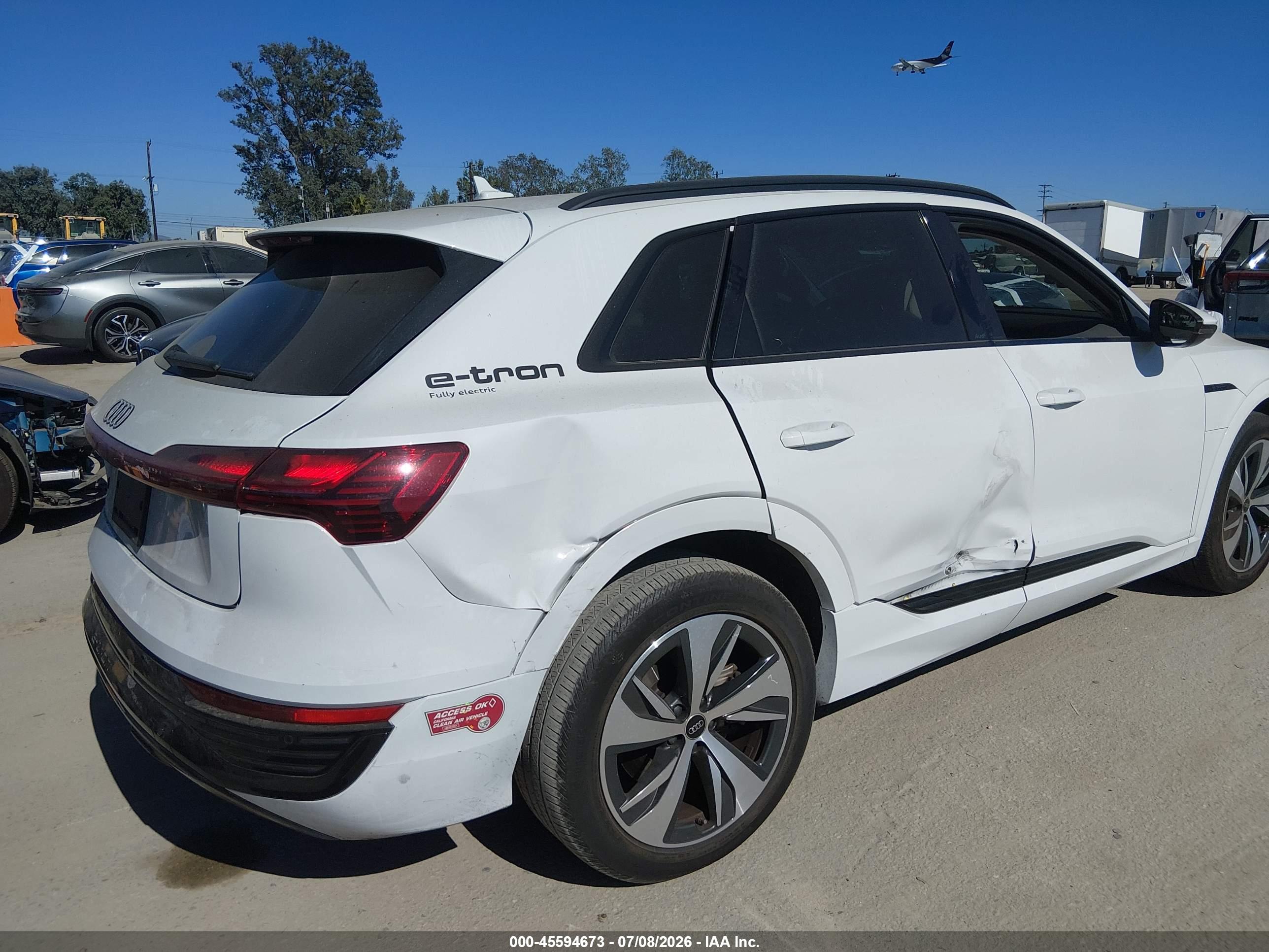 2024 AUDI Q8 E-TRON PREMIUM QUATTRO