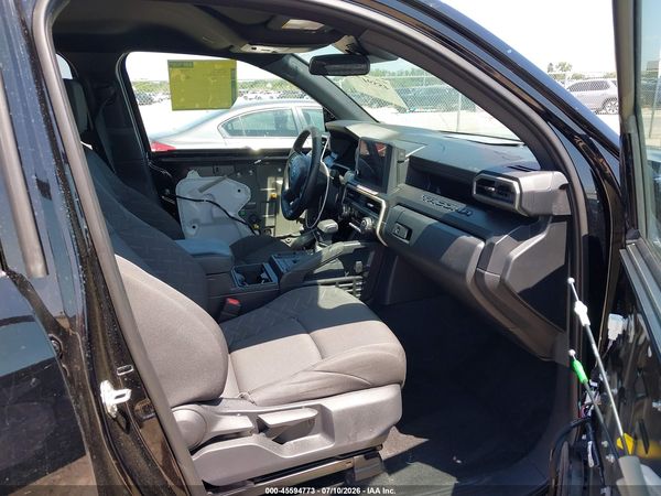 2025 TOYOTA TACOMA SR
