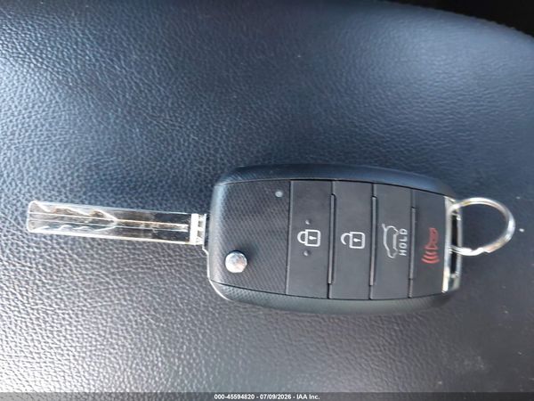 2017 KIA SOUL Base