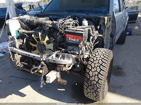 2019 TOYOTA TACOMA TRD SPORT
