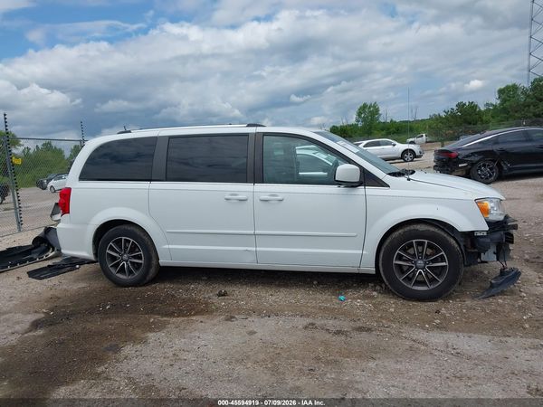 2017 DODGE GRAND CARAVAN SXT